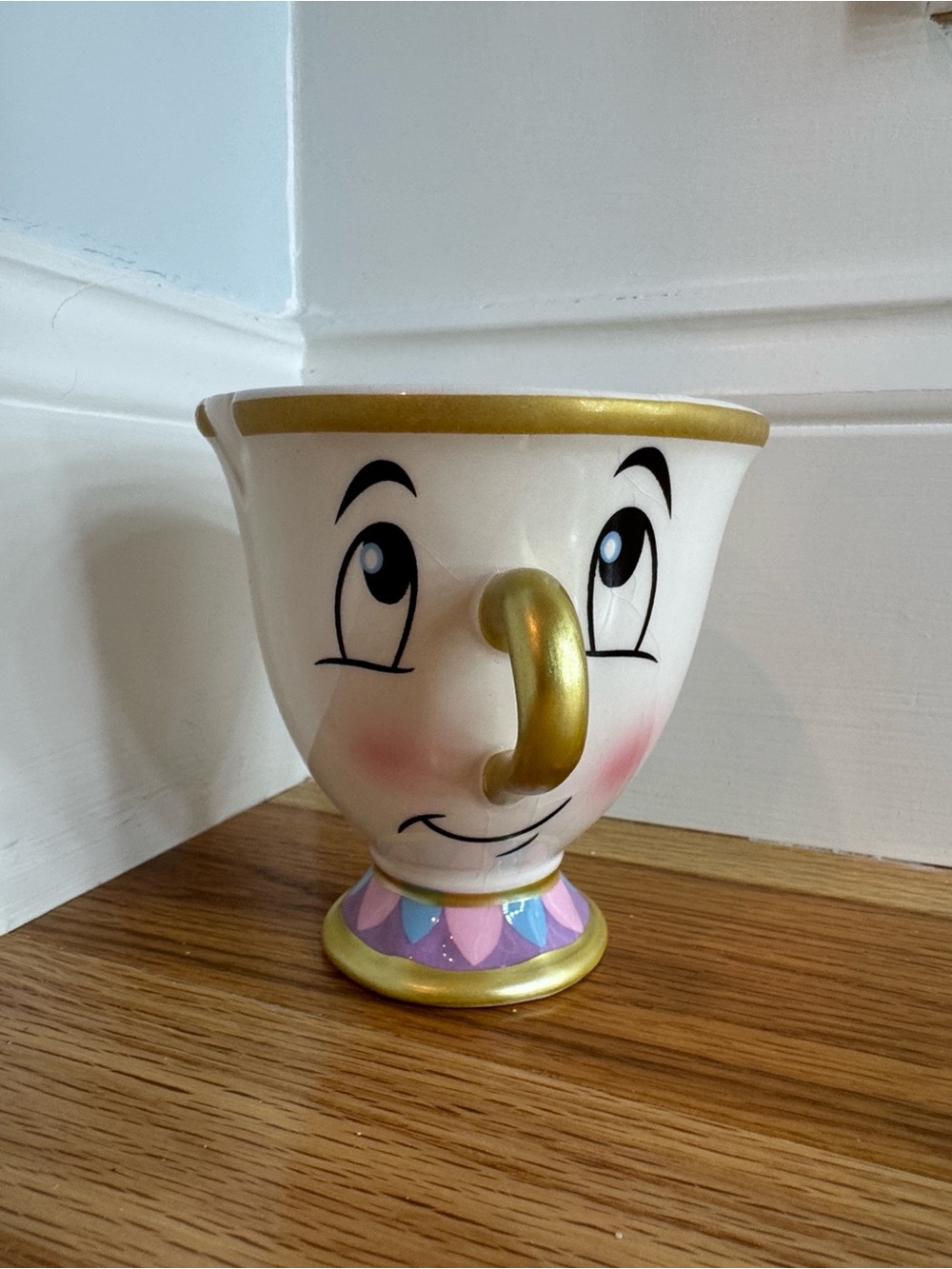 Chip Character Mug with Gold Handle